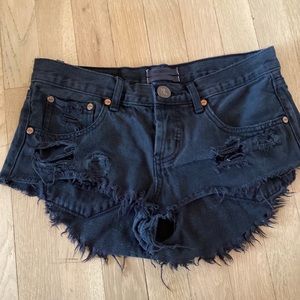 One Teaspoon Black Bonitas Jean shorts Size 25